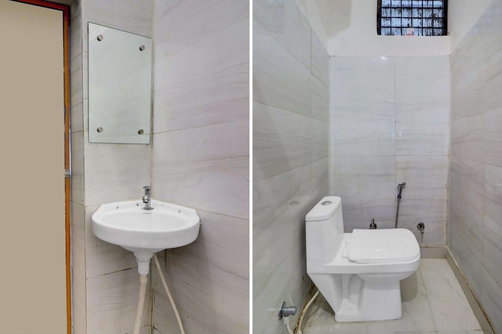 Hotel O Om Pushp Residency Матура Екстериор снимка